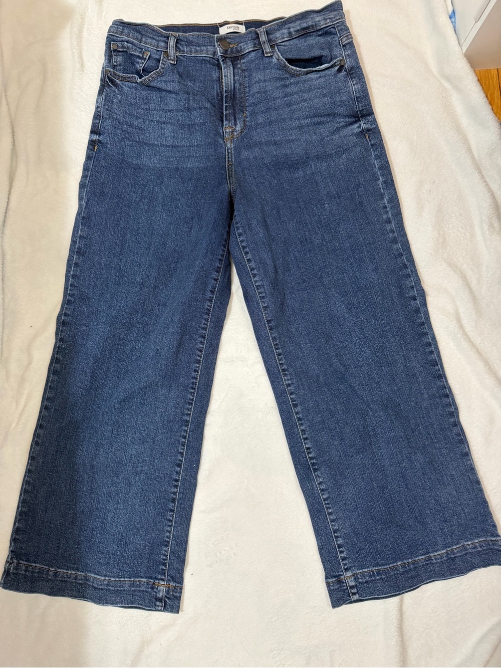Kensie Wide-Leg Jeans in Deep Blue Wash
